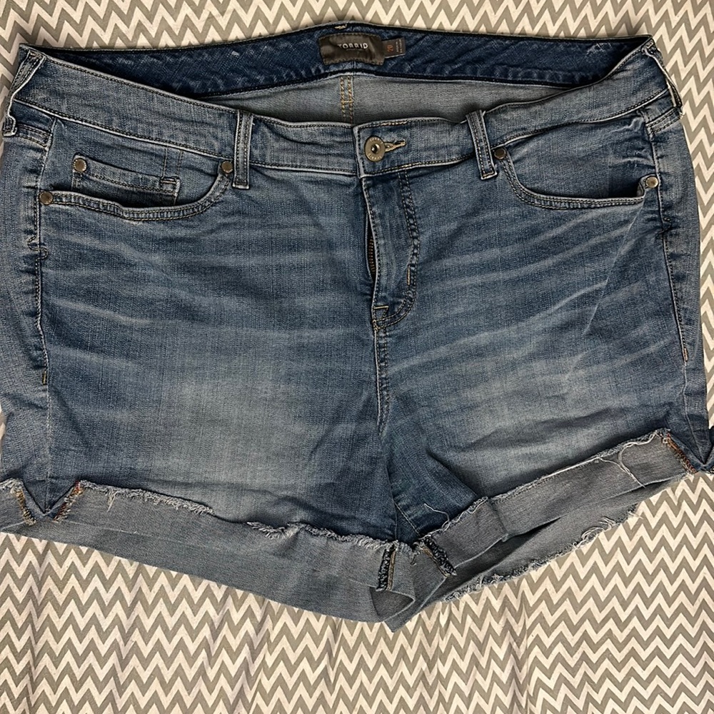 Torrid shorts size 20